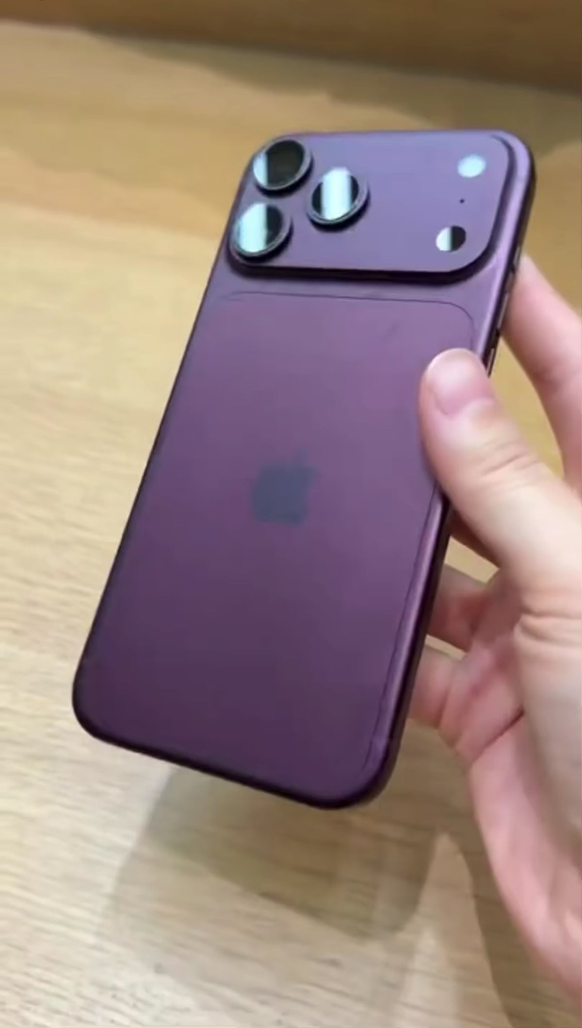 Phone 18 Pro Max